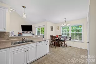509 Kittiewake Lane, Clover, SC 29710 - Photo 10