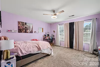 8515 Mansell Court, Charlotte, NC 28215 - Photo 10