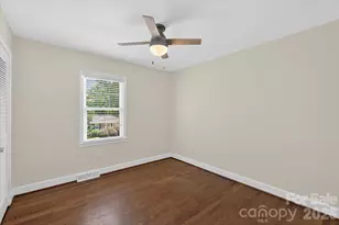 6912 Woodstock Dr, Charlotte, NC 28210 - Photo 12