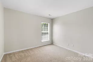 6325 Linda Vista Ln, Charlotte, NC 28216 - Photo 20