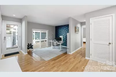 7045 Burlwood Road, Charlotte, NC 28211 - Photo 12