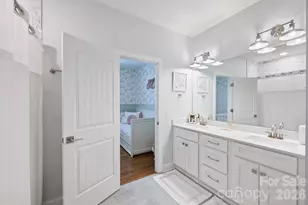 1617 Hawthorne Ln, Charlotte, NC 28205 - Photo 26