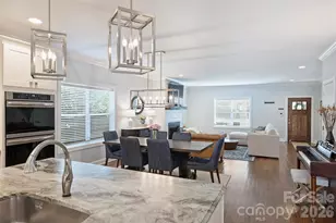 1617 Hawthorne Ln, Charlotte, NC 28205 - Photo 18