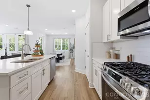 8612 Chagrin Dr, Cornelius, NC 28031 - Photo 20