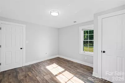 906 Gladstone Street, Florence, SC 29501 - Photo 12
