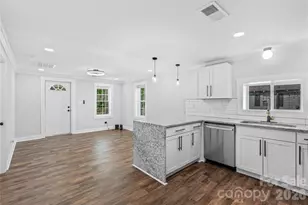 906 Gladstone St, Florence, SC 29501 - Photo 4