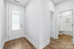 9113 Angels Dr, Cornelius, NC 28031 - Photo 10