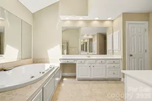 3111 Ethereal Ln, Charlotte, NC 28226 - Photo 24