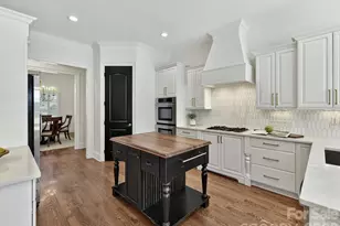 7805 Pemswood St, Charlotte, NC 28277 - Photo 8