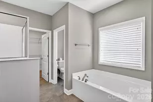 415 S Pendernale Dr, Moore, SC 29369 - Photo 32