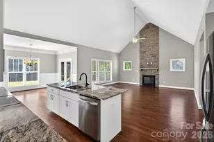 415 S Pendernale Dr, Moore, SC 29369 - Photo 26