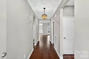 415 S Pendernale Dr, Moore, SC 29369 - Photo 12