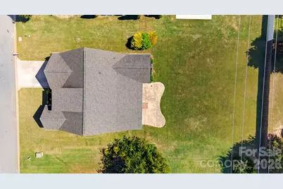 415 S Pendernale Drive, Moore, SC 29369 - Photo 4