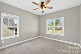 415 S Pendernale Dr, Moore, SC 29369 - Photo 14