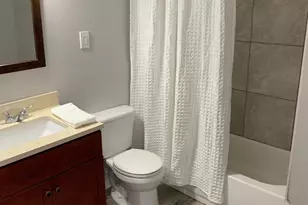 223 Victoria Ave, Charlotte, NC 28202 - Photo 10