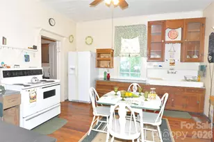 121 Hemphill Ave, Chester, SC 29706 - Photo 2