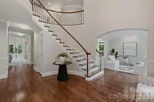 1107 Doverstone Ct, Matthews, NC 28104 - Photo 4