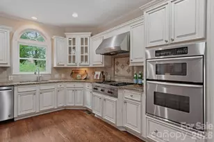 1107 Doverstone Ct, Matthews, NC 28104 - Photo 18