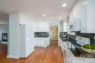 305 Heather Ln, Mount Holly, NC 28120 - Photo 14