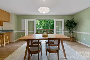 1 Pickwick Rd, Asheville, NC 28803 - Photo 6