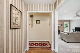 4323 Creemore Dr, Charlotte, NC 28213 - Photo 14