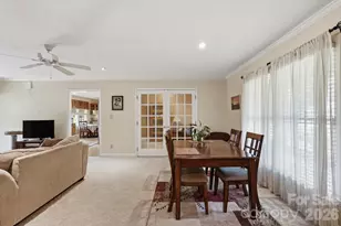 4323 Creemore Dr, Charlotte, NC 28213 - Photo 12