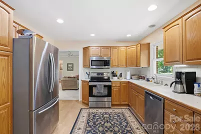 4323 Creemore Drive, Charlotte, NC 28213 - Photo 8