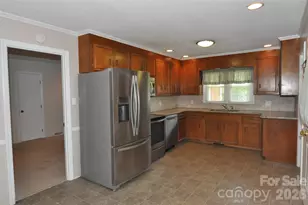 3693 Bethlehem Rd, Blackstock, SC 29014 - Photo 4