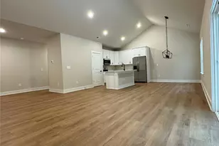 403 Scarlett Oak Ct NE, Lenoir, NC 28605 - Photo 8
