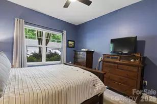 900 Vista Lake Dr, Candler, NC 28715 - Photo 18