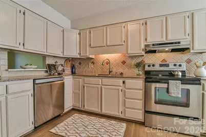 63 Hollybrook Drive, Asheville, NC 28803 - Photo 8