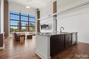 715 N Graham St, Charlotte, NC 28202 - Photo 4