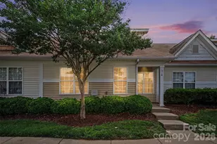 1210 Sheldon Brook Ln, Fort Mill, SC 29707 - Photo 2