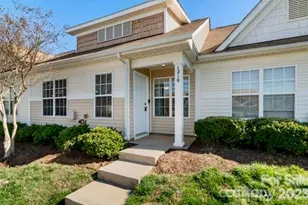 1210 Sheldon Brook Ln, Fort Mill, SC 29707 - Photo 1
