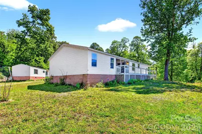 298 Wolf Crossing, Bakersville, NC 28705 - Photo 6