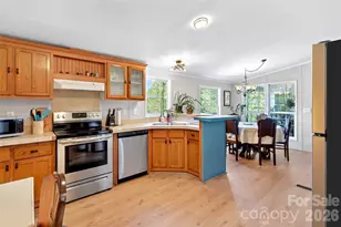 298 Wolf Xing, Bakersville, NC 28705 - Photo 18