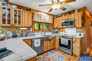 301 Peaks Dr, Lake Lure, NC 28746 - Photo 16