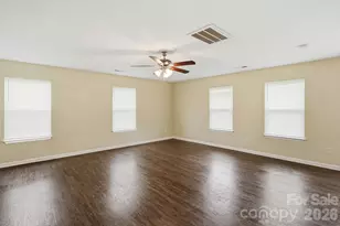 5056 Broad Leaf Ct, Dallas, NC 28034 - Photo 6