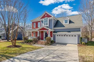 1039 Hunters Run Dr, Tega Cay, SC 29708 - Photo 4