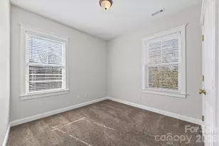 1039 Hunters Run Dr, Tega Cay, SC 29708 - Photo 18