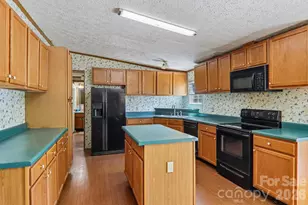 125 Cove Creek Dr, Rutherfordton, NC 28139 - Photo 20
