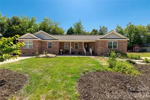 1845 Templeton Rd, Clover, SC 29710 - Photo 6