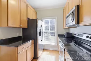 2917 Craftsman Ln, Charlotte, NC 28204 - Photo 6