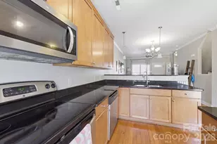 2917 Craftsman Ln, Charlotte, NC 28204 - Photo 8