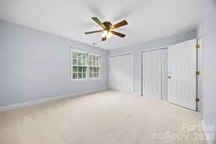 2115 E Providence Dr, Charlotte, NC 28270 - Photo 34
