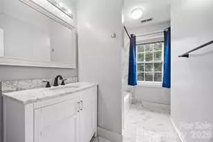 2115 E Providence Dr, Charlotte, NC 28270 - Photo 28