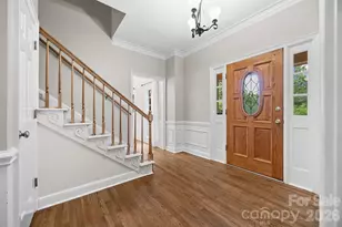 2115 E Providence Dr, Charlotte, NC 28270 - Photo 4