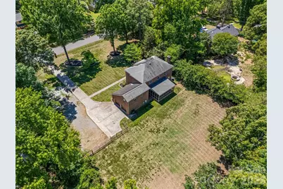 2115 E Providence Drive, Charlotte, NC 28270 - Photo 8