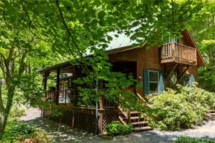 8 Westward Way, Bakersville, NC 28705 - Photo 2