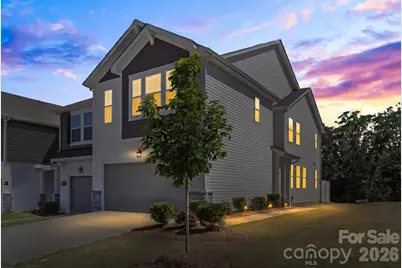 4529 Iron Oak Lane, Charlotte, NC 28269 - Photo 1